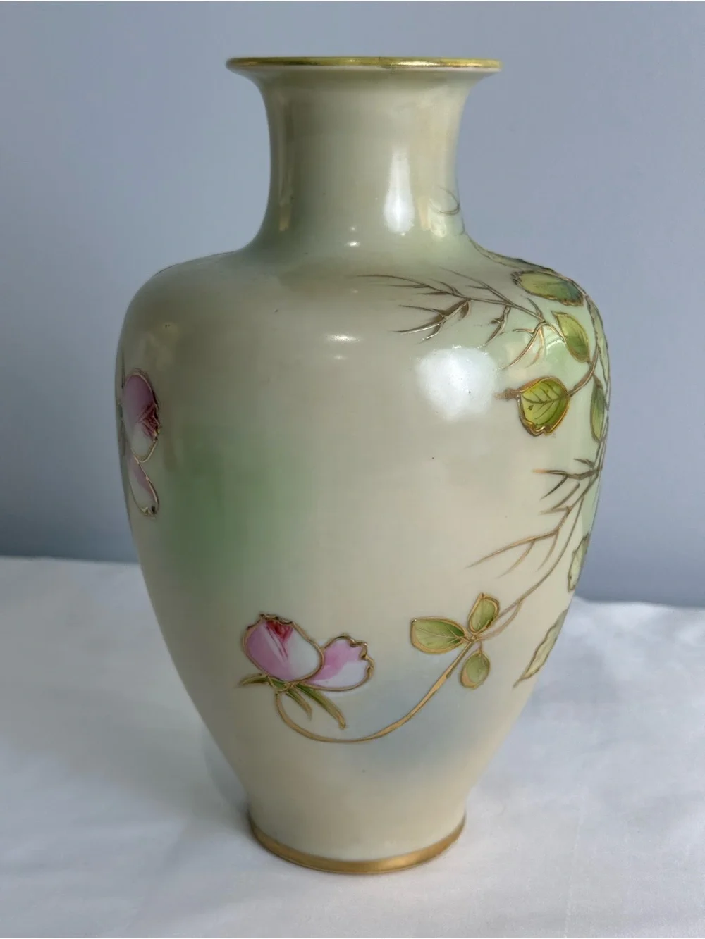 Vintage Vase Antique Hand Painted Nippon Floral Roses Gold Gilt Porcelain